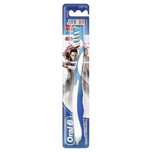 Oral B toothbrush for children from 6 to 12 years