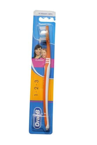Oral-B Classic 123 Manual Toothbrush